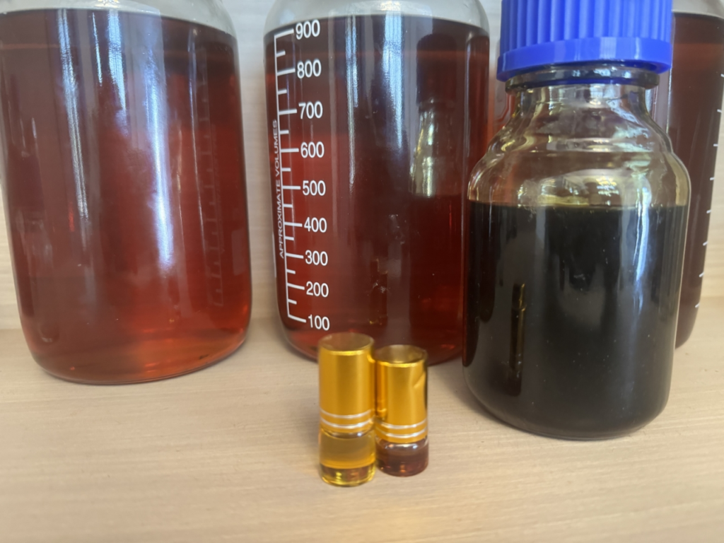 Agarwood Esential Oil